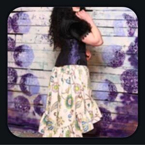 Damsel In This Dress Cream Floral Stagecoach Hi Lo Skirt with Ruffle NWT